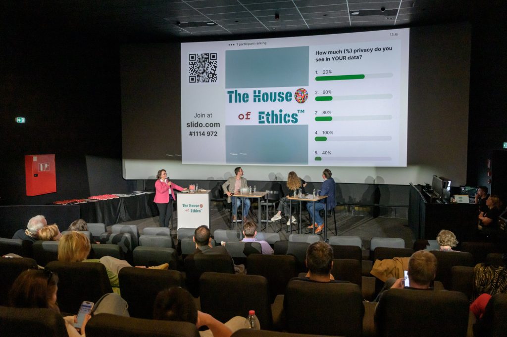 conf-ai-data-power-15-05-2025-web-121