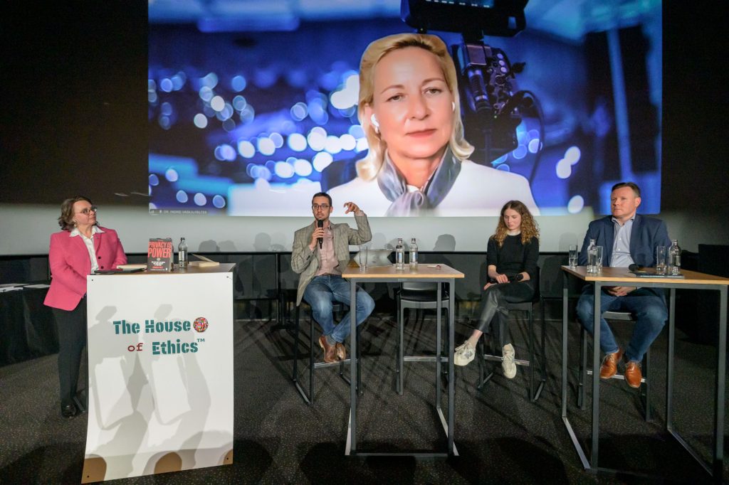 conf-ai-data-power-15-05-2025-web-123