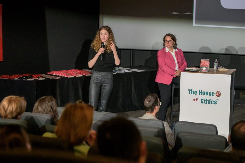 conf-ai-data-power-15-05-2025-web-78