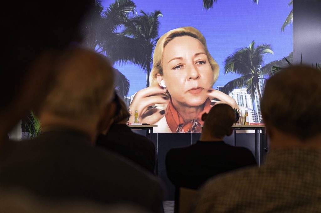 conference-house-of-hthics-avril-web-114