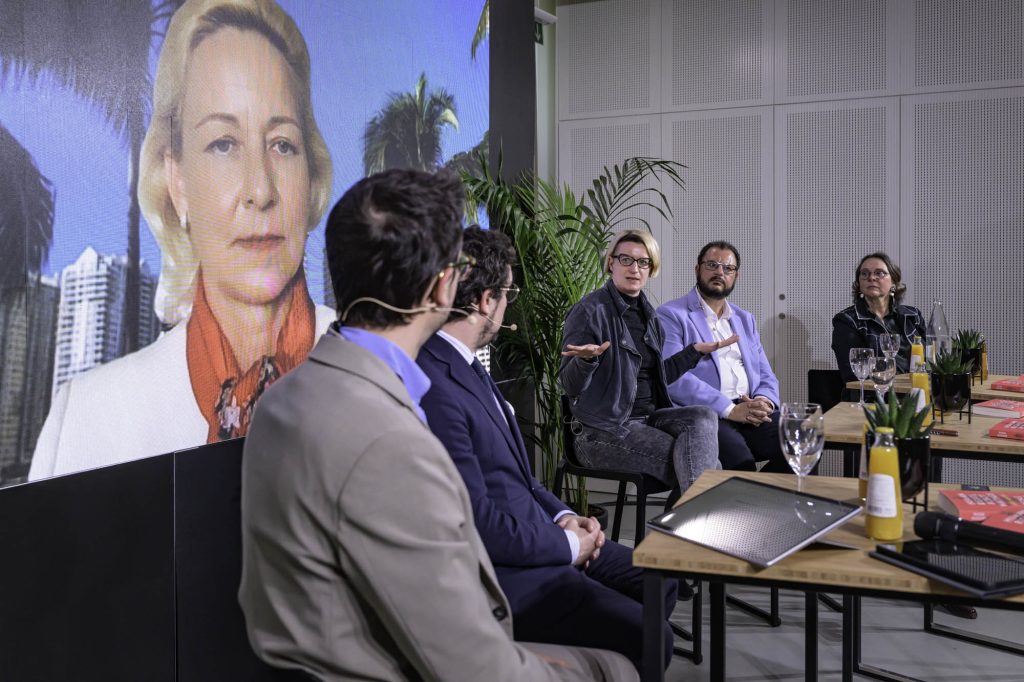 conference-house-of-hthics-avril-web-117