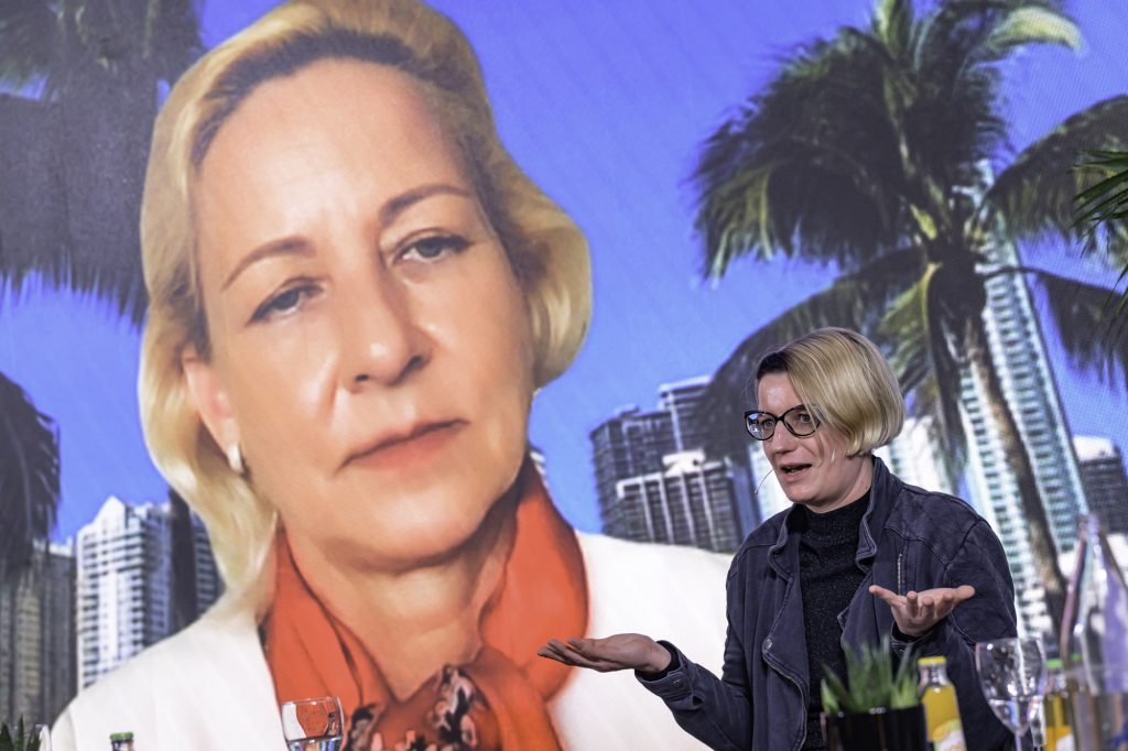 conference-house-of-hthics-avril-web-130