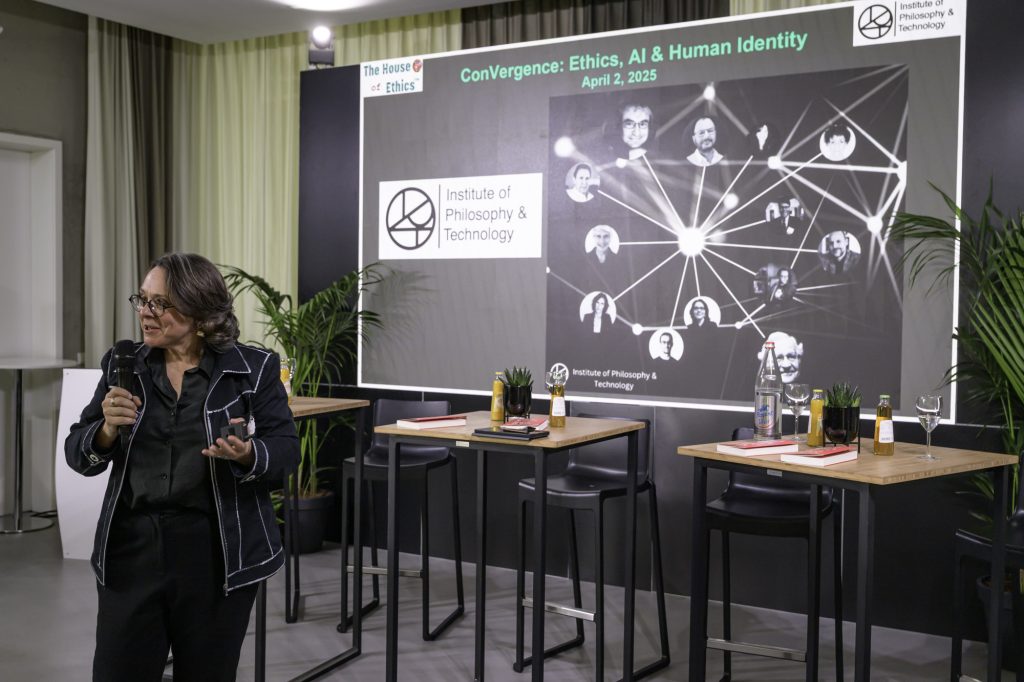 conference-house-of-hthics-avril-web-37