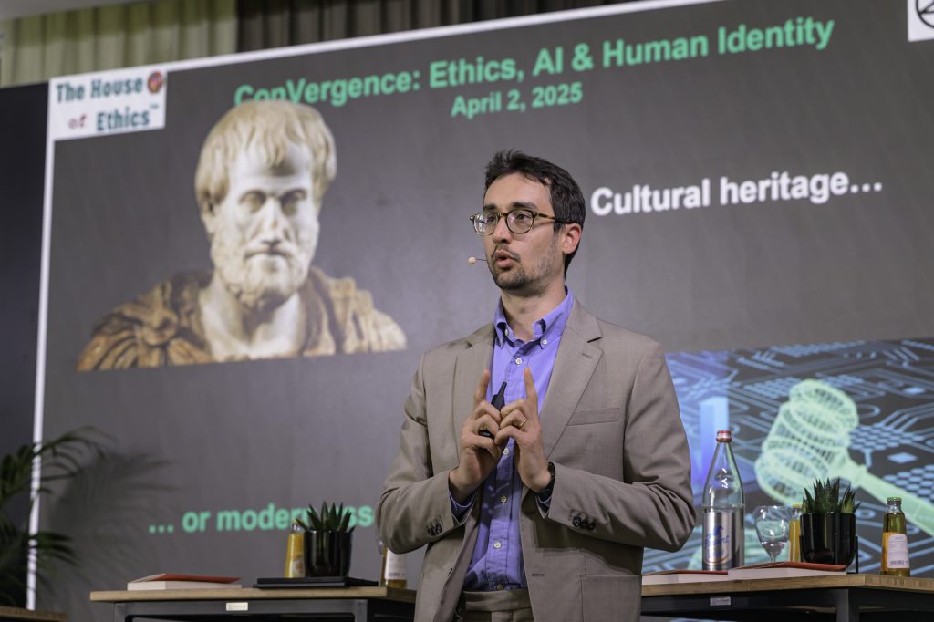 conference-house-of-hthics-avril-web-46