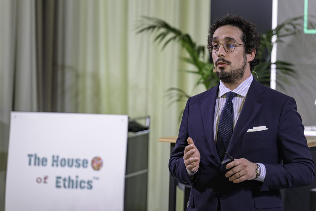 conference-house-of-hthics-avril-web-62