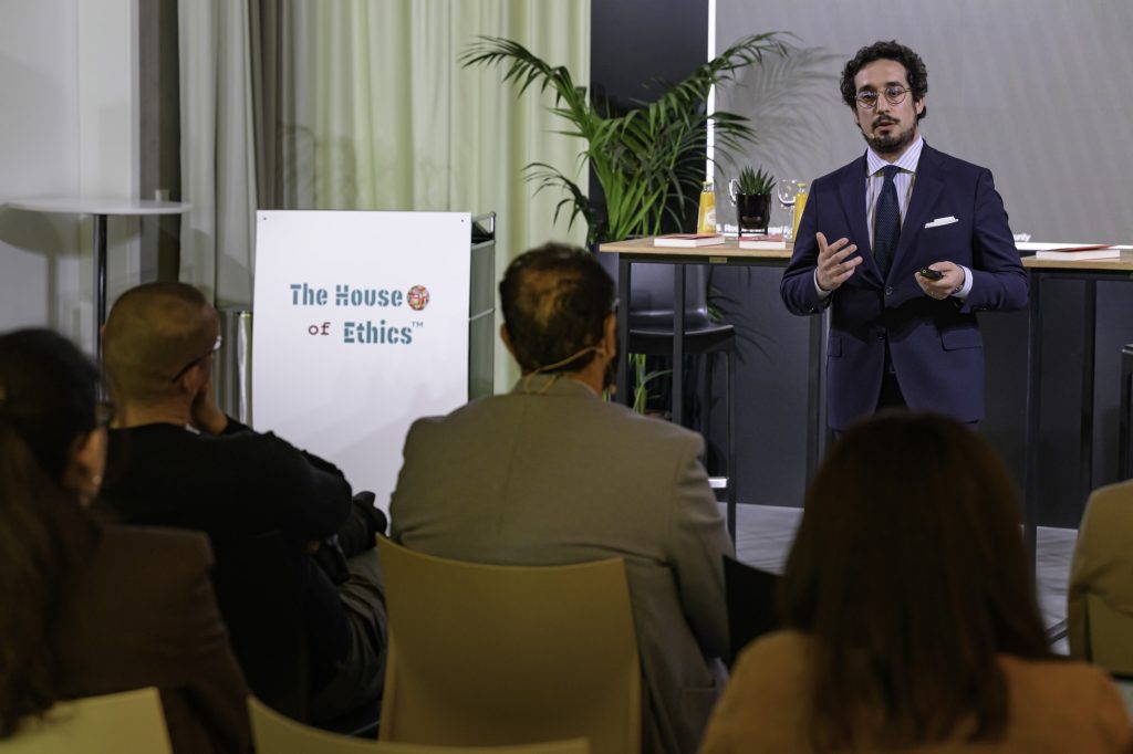 conference-house-of-hthics-avril-web-64